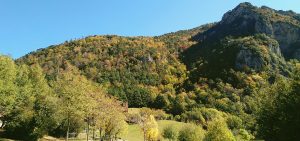 Vistas a Lo Foraz, Borda Bisaltico (Valle de Hecho) en otoño