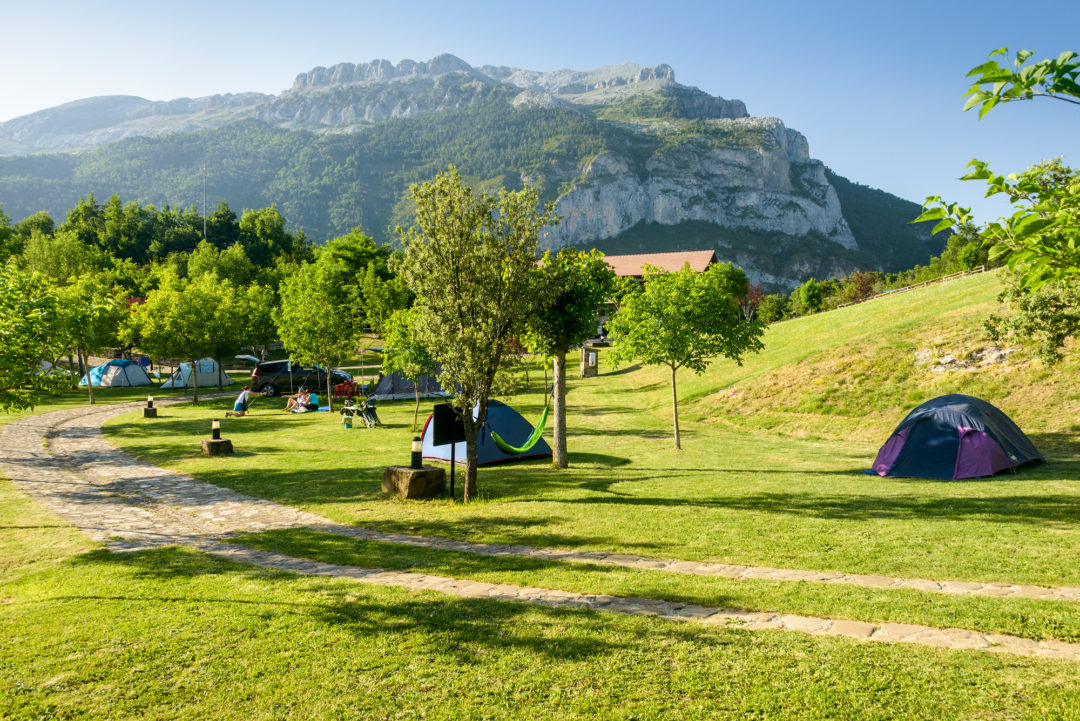 Camping Familiar Borda Bisaltico. Valle de Hecho. Pirineo Aragonés Borda Bisaltico Camping Familiar Borda Bisaltico. Valle de Hecho. Pirineo Aragonés Borda Bisaltico
